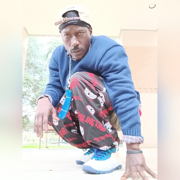 Meet your Posher, Zuez - Picture 2 of 16